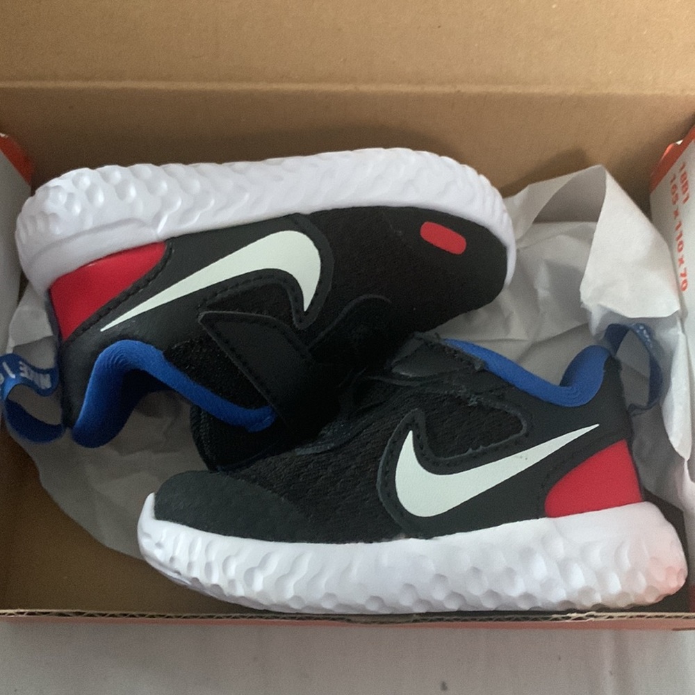 NIKE Revolution 5 - Infant Size 2C - Black, Red, Blue & White